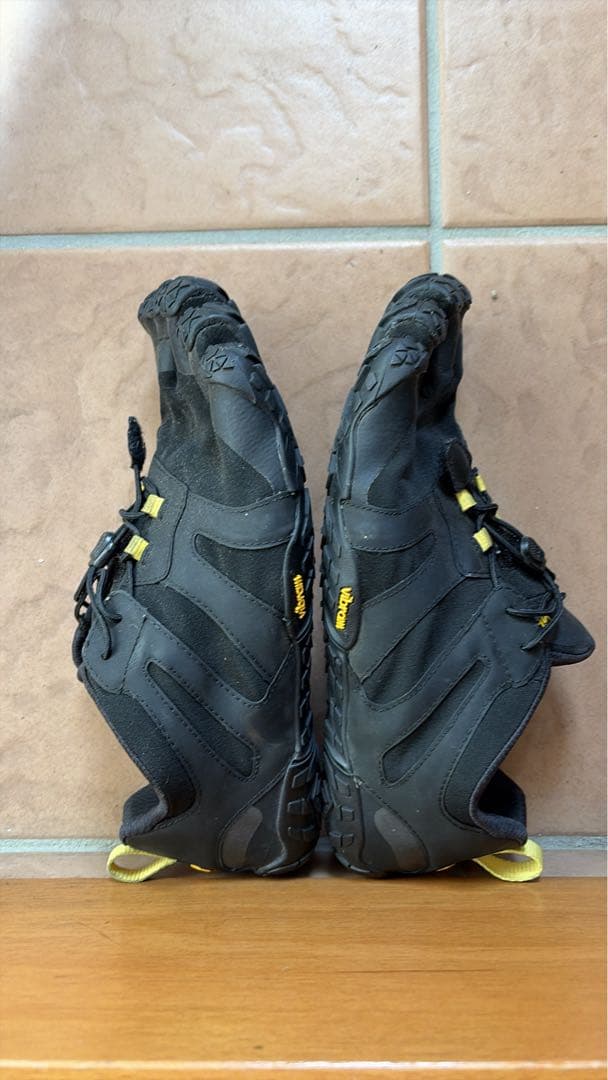 Vibram FiveFingers ブラック26.5