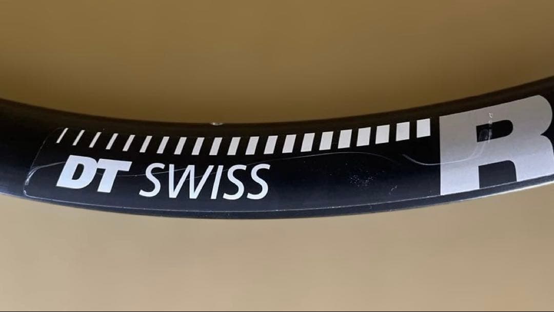DT Swiss R460dbリム 700c 28H 2本組
