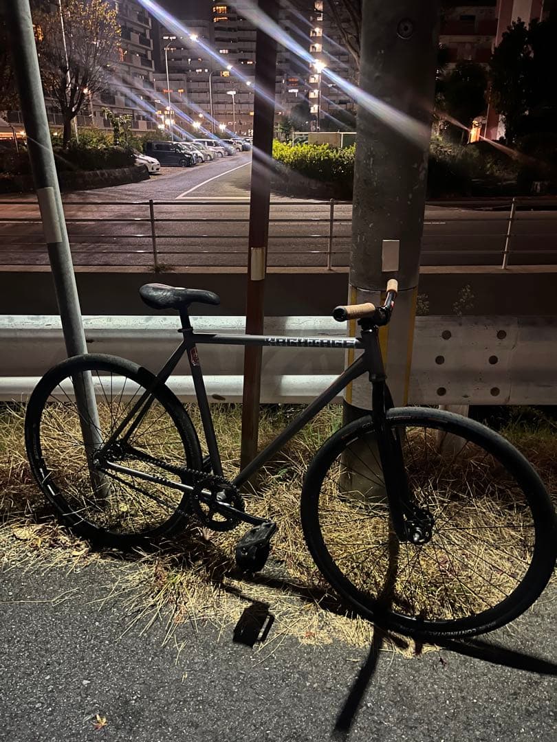 ri Subrosa malum fixed ピストバイク