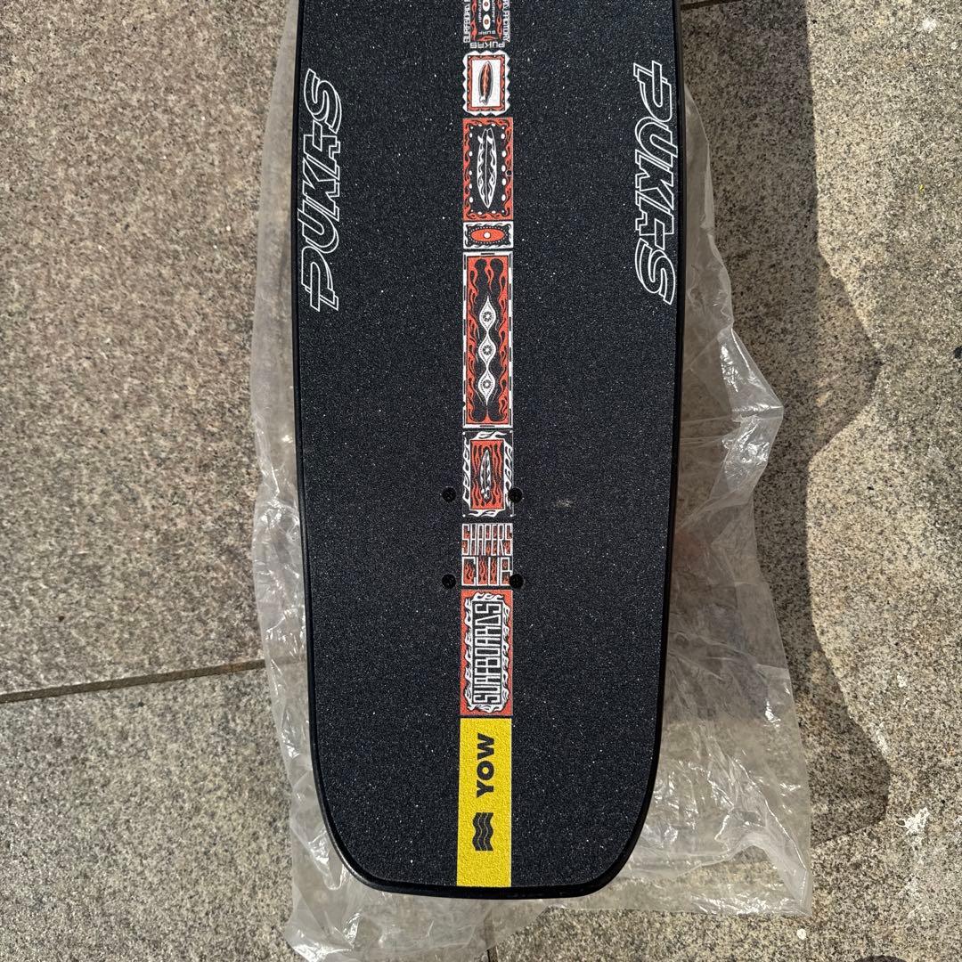 YOW（ヤウ）サーフスケートPukas Dark 34.5インチカスタム完成品