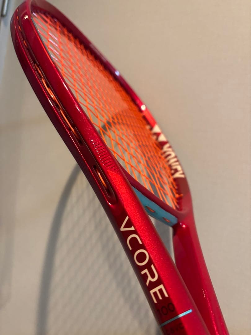 2026モデルYONEX VCORE 100 テニスラケット