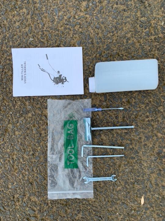 エンジン式　タイヤ付　耕運機　ハイパワー作業能力アップ　新品