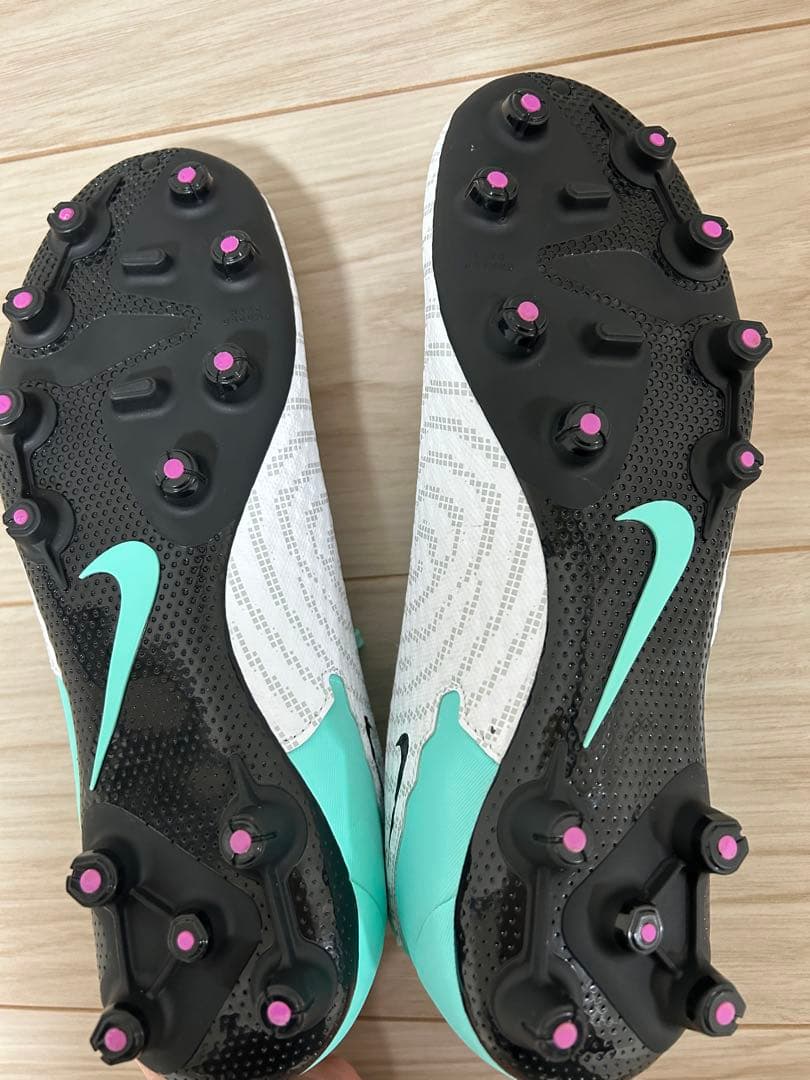【新品未使用】NIKE Jr PHANTOM GX ACADEMY TF 25㎝