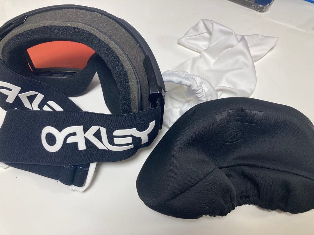 OAKLEY ゴーグル　グローバルフィット　XL oo7070-65