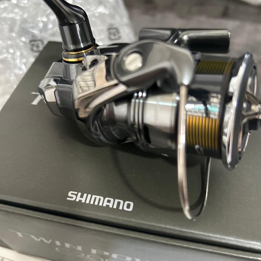 【美品】シマノ24ツインパワーC2000S