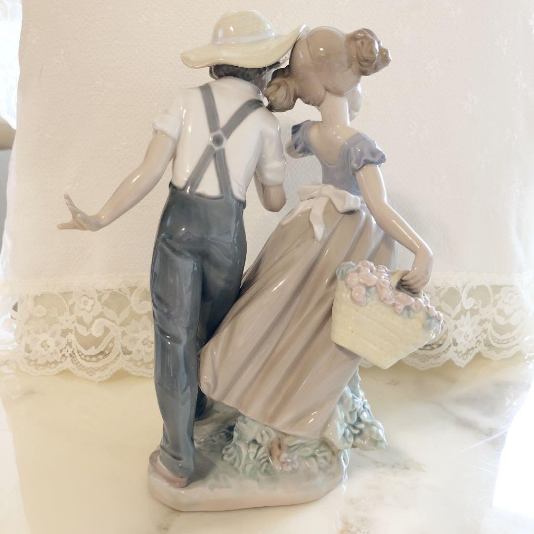 リヤドロ磁器人形5292☆Love In B loom恋の花が咲く【絶版】美品