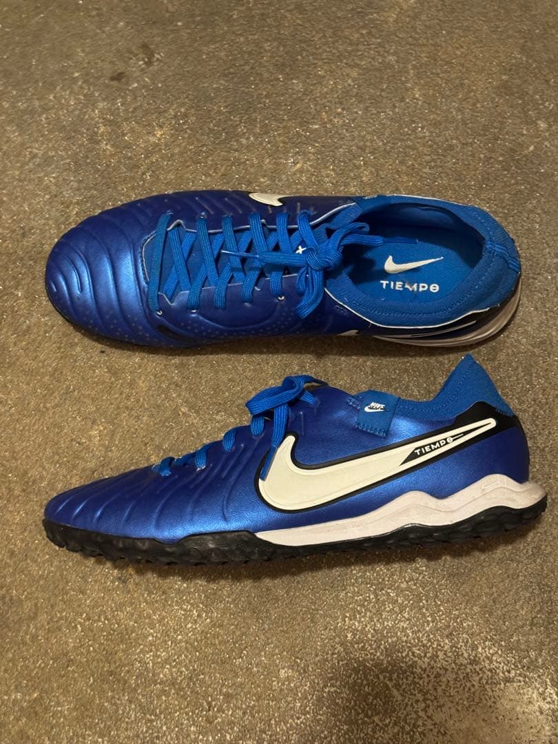 NIKE ティエンポ　レジェンド10 アカデミー