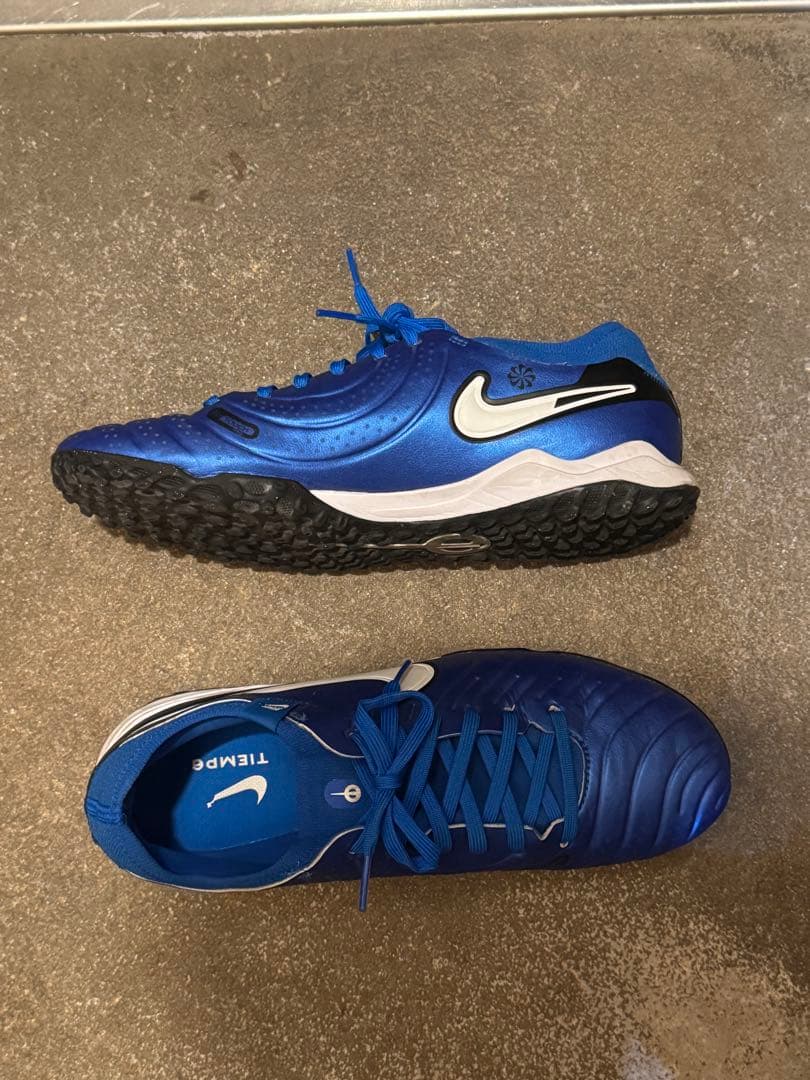 NIKE ティエンポ　レジェンド10 アカデミー