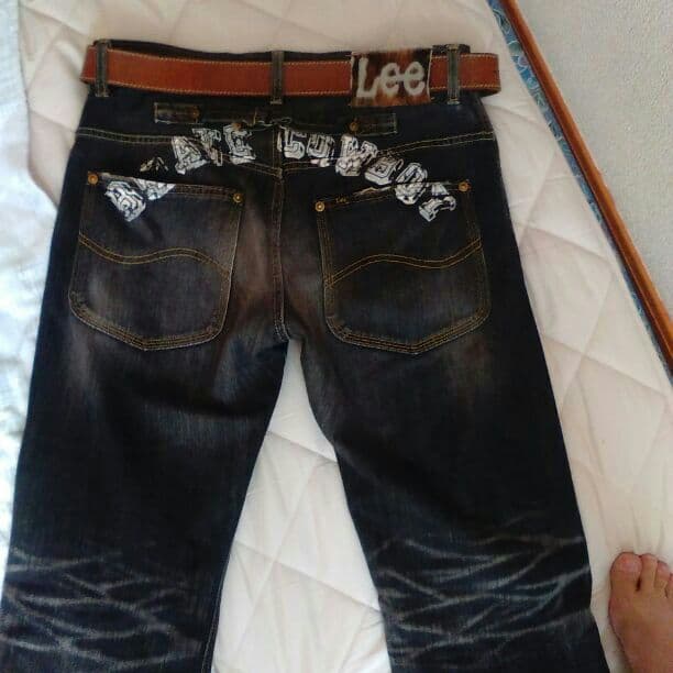 ウェア Lee