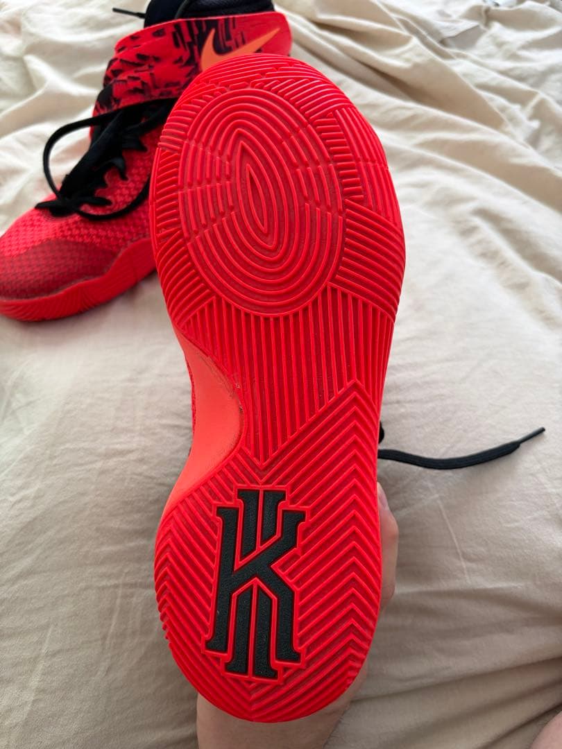 【希少】Nike Kyrie2