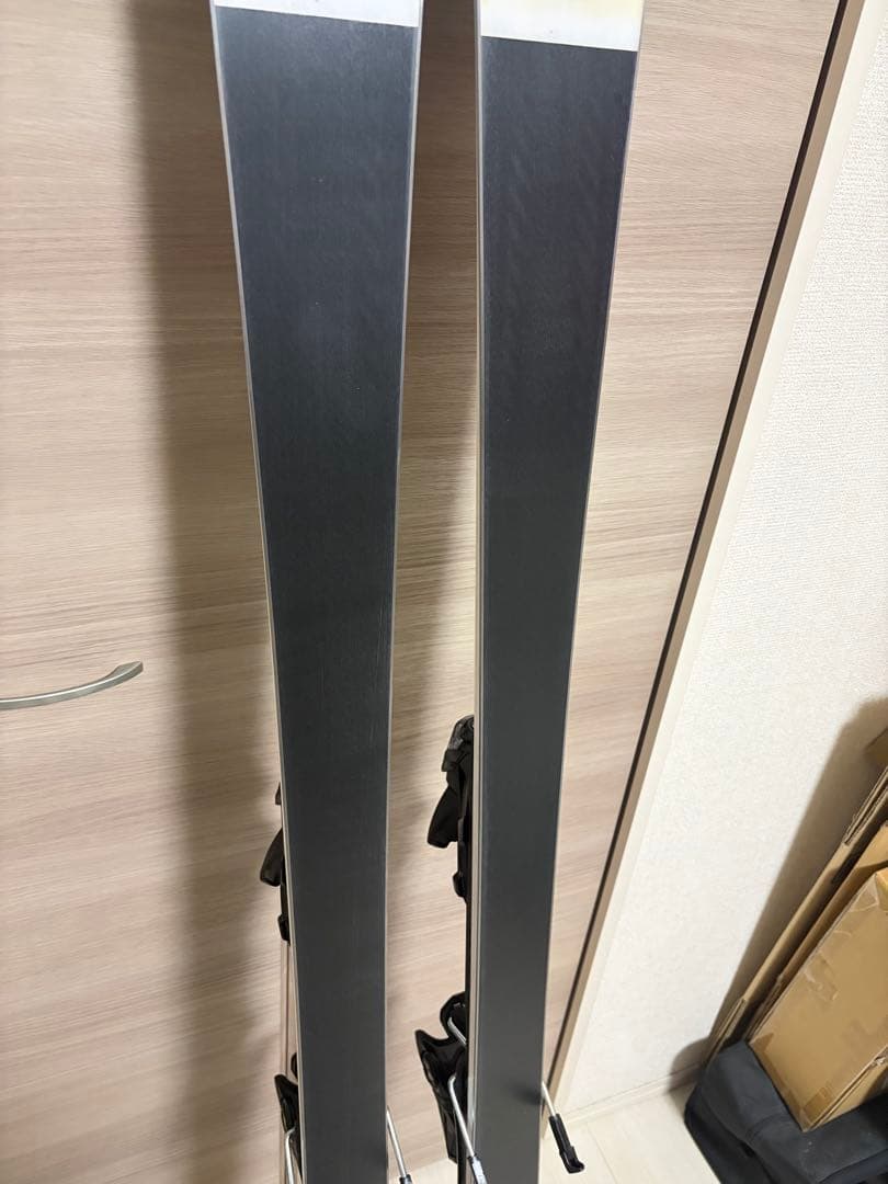ロシニョールROSSIGNOLスーパーヴィラージュⅧ LTD 166cm 値引可