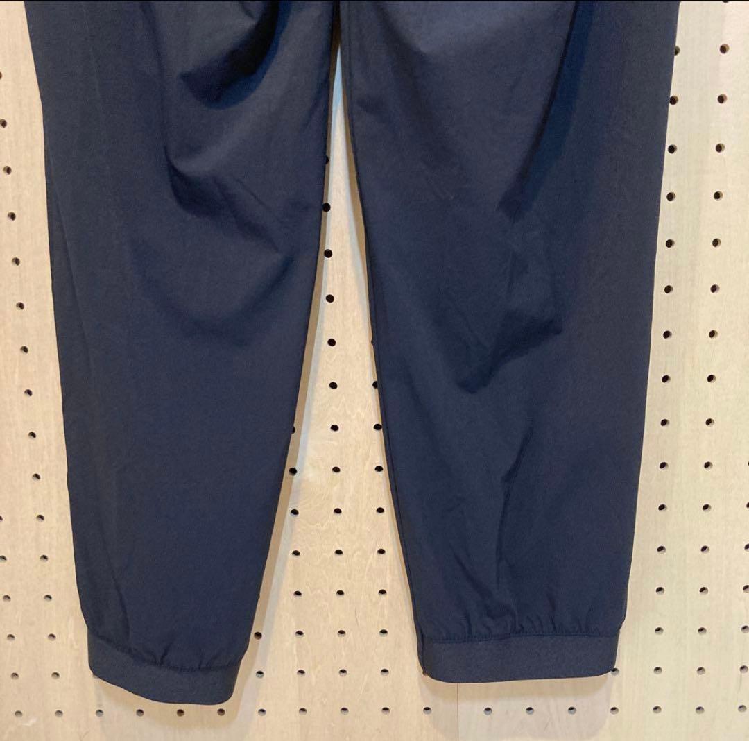 メンズフレキシブルロングパンツ L（NB12582）