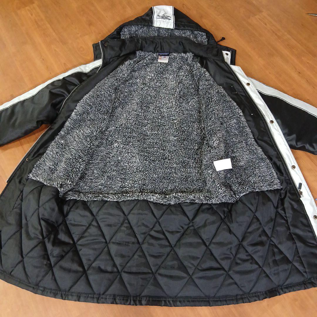 UMBRO ベンチコート 黒　防寒　フード付き2WAY　未使用