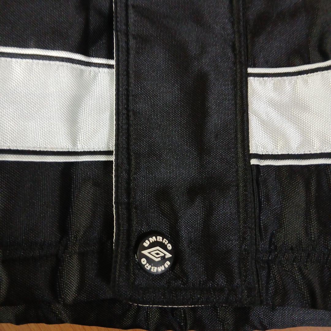 UMBRO ベンチコート 黒　防寒　フード付き2WAY　未使用