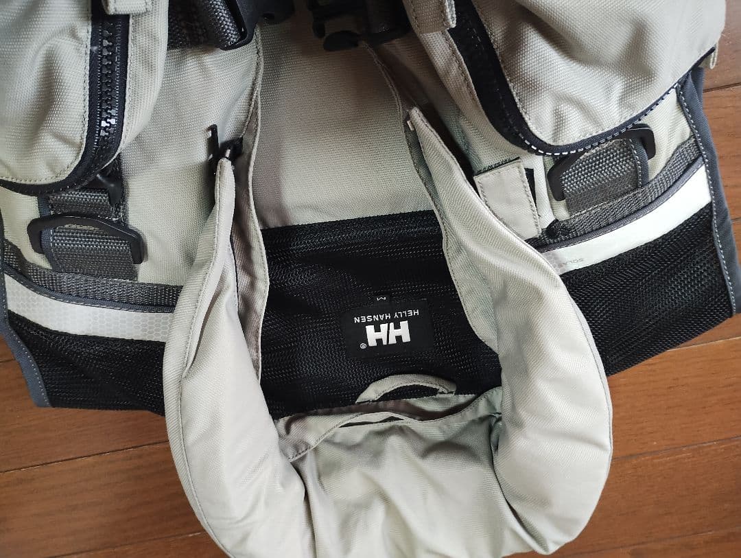 Helly Hansen ANGLER ライフジャケット　Mサイズ