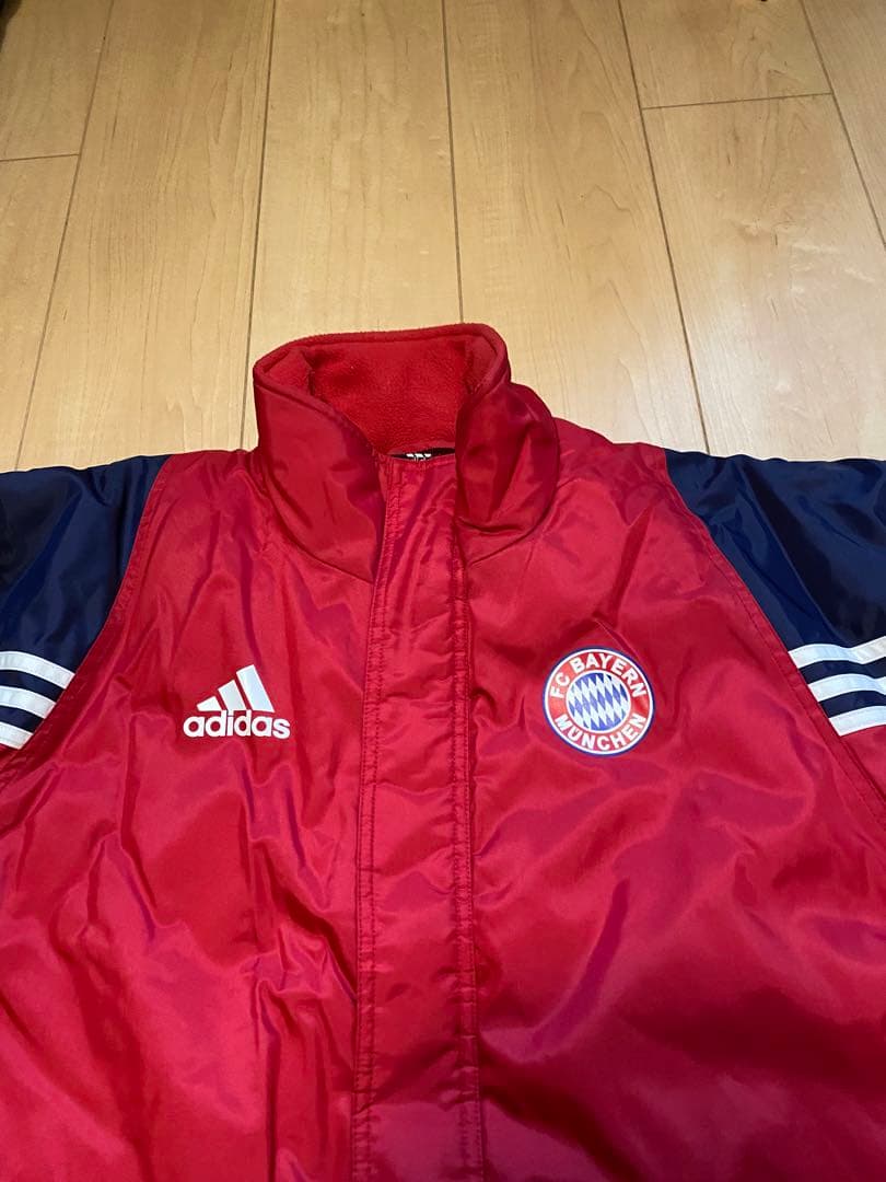 adidas アディダス サッカー バイエルンミュンヘン 中綿ナイロンジャケット