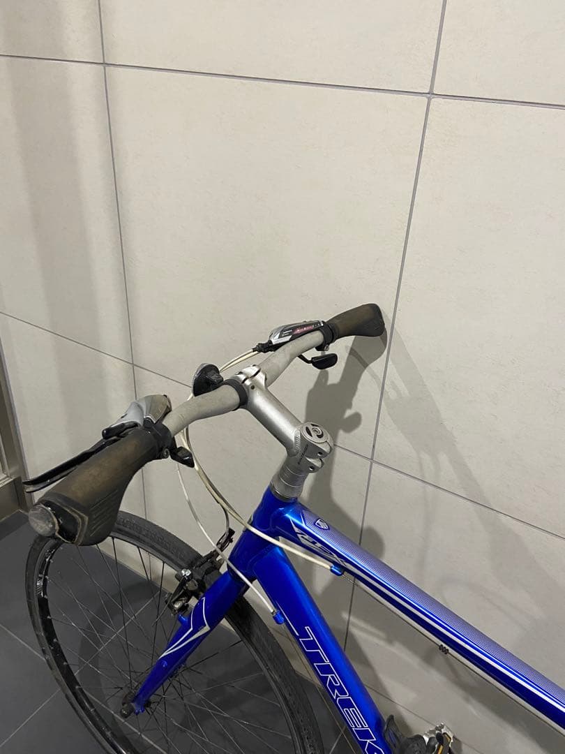 TREK FX7.3 クロスバイク　トレック fx7.2 23自転車　fx234