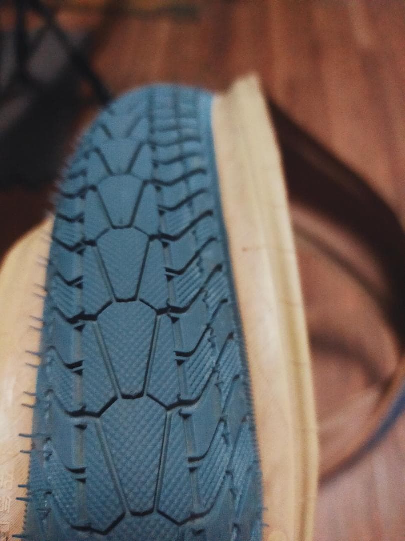 FAIRWEATHER for cruise tire　26×1.75