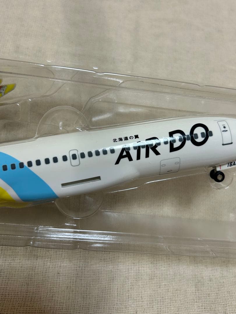 AIRDO 737-700 1/130 北海道の翼　飛行機