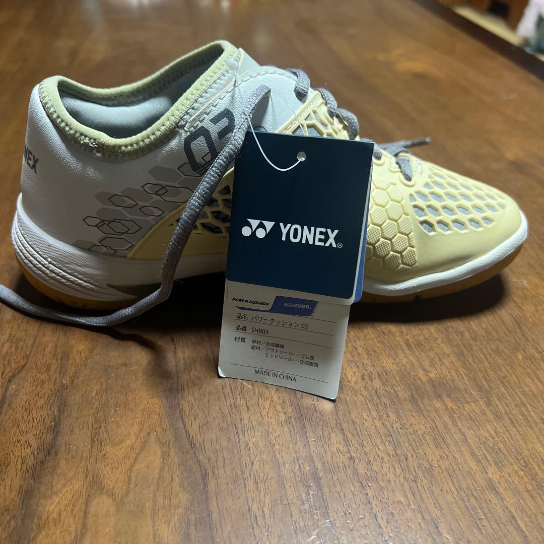 YONEX バドミントンシューズ SHB-03 ベージュ