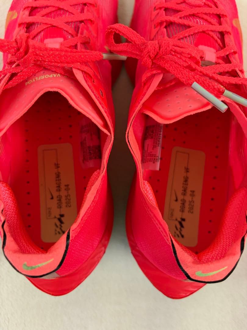 NIKE ヴェイパーフライ4 26.0