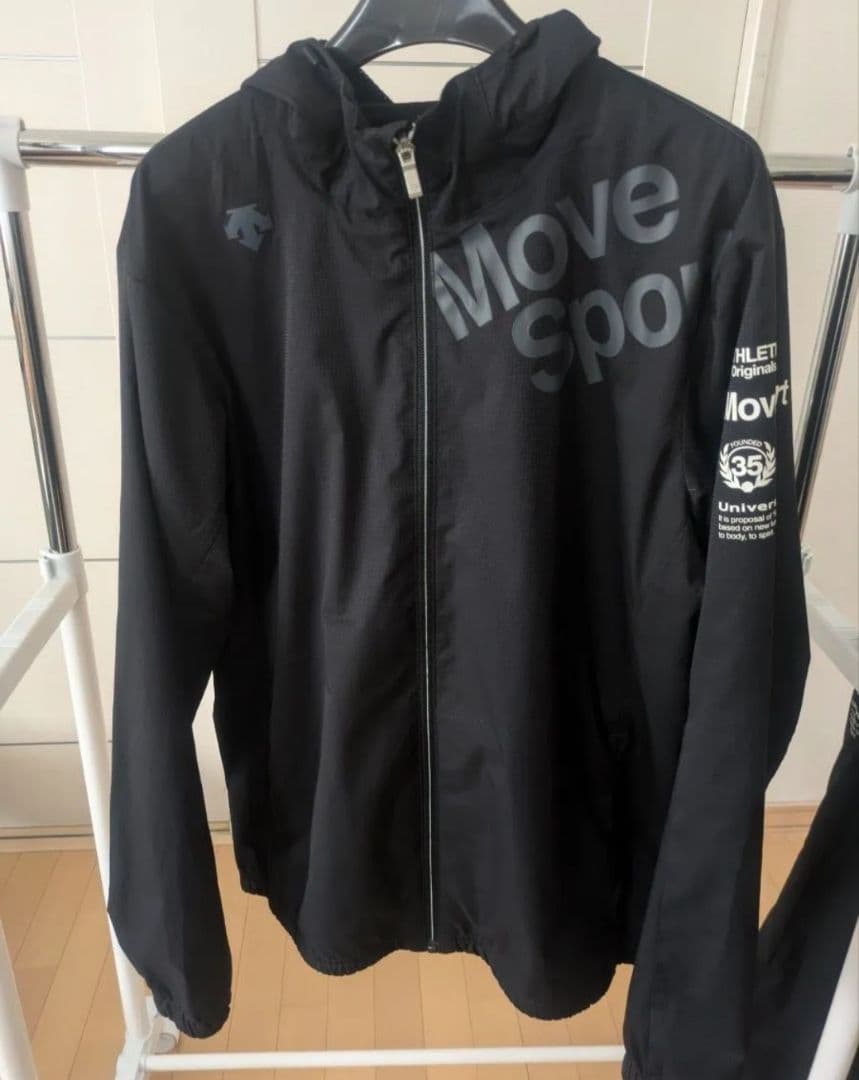 DESCENTE　ウインドブレーカー　上下