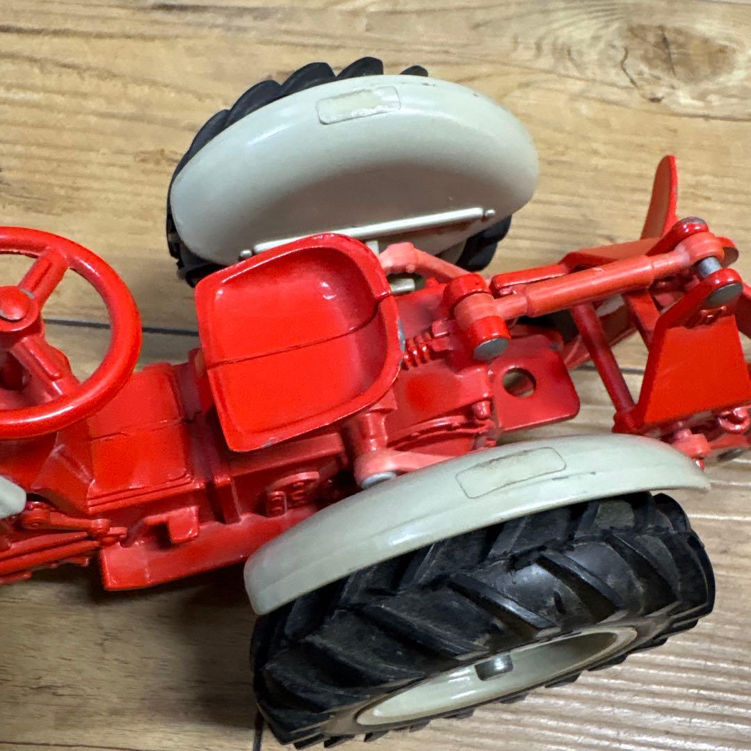 1/16 Ford USAフォード 2458トラクター　ミニチュア