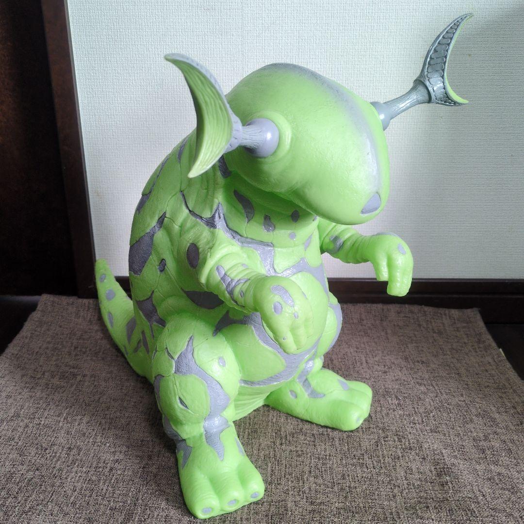 リムエレキング　ウルトラマンメビウス
