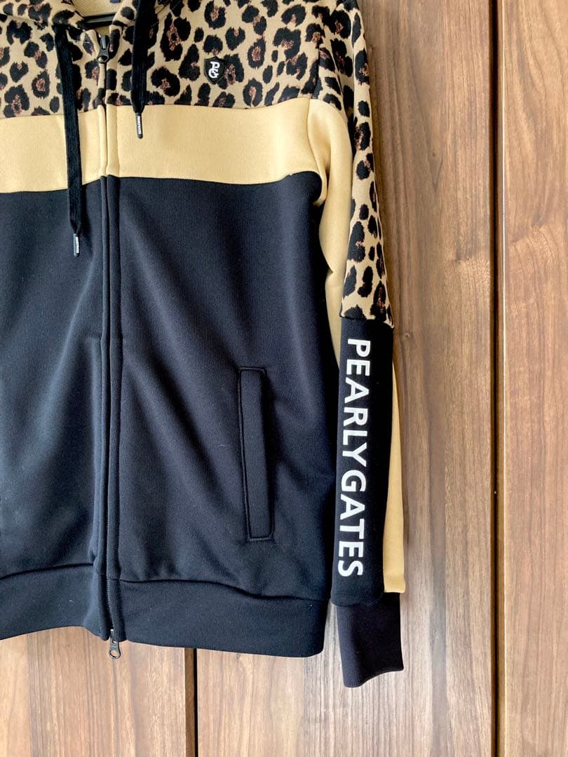 お値下げ　美品　PEARLY GATES ハ　レディース　フルジップフーディ