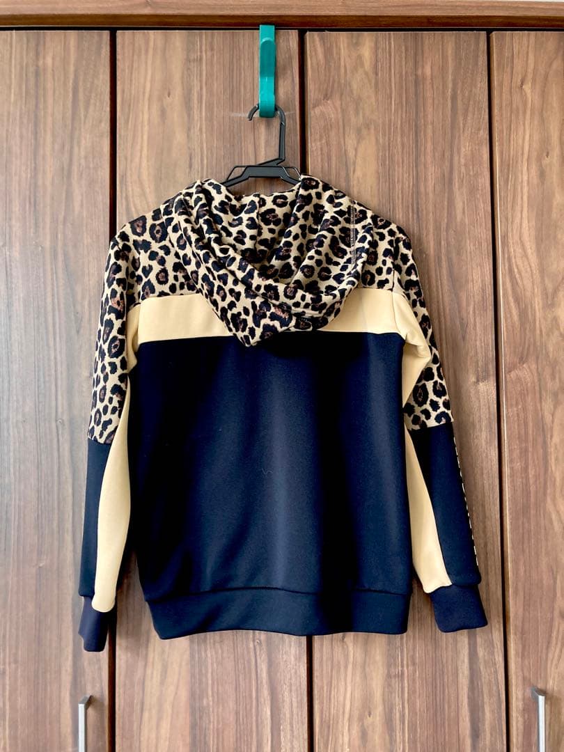 お値下げ　美品　PEARLY GATES ハ　レディース　フルジップフーディ
