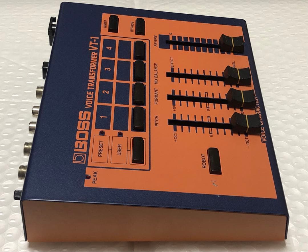 ギター BOSS VT-1