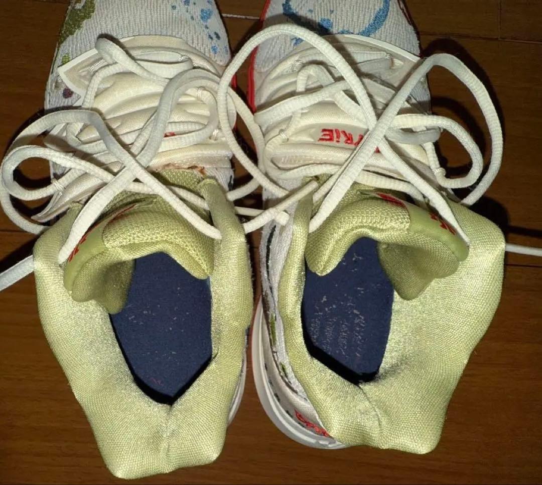 NIKE カイリー5 BANDULU