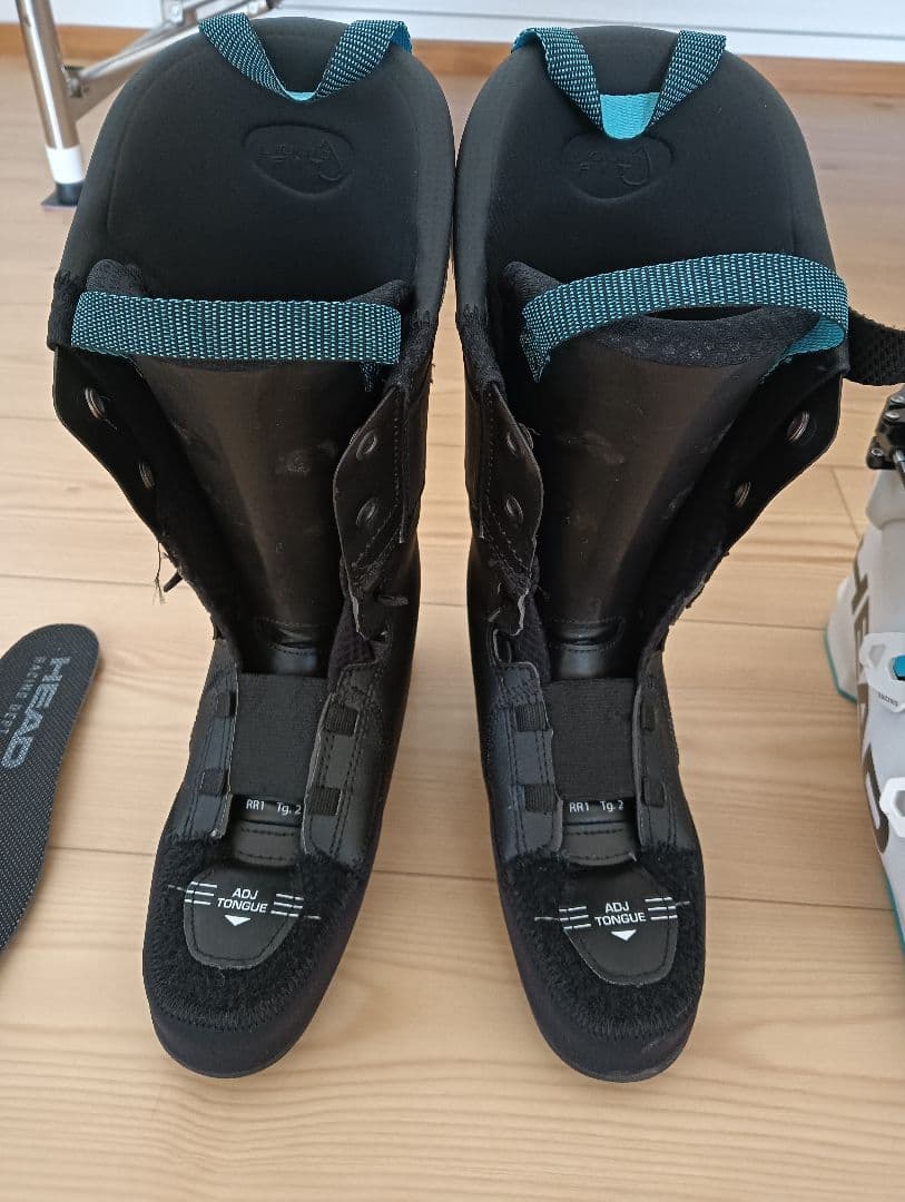 26 HEAD ヘッド RAPTOR WCR 3 RV　スキーブーツ
