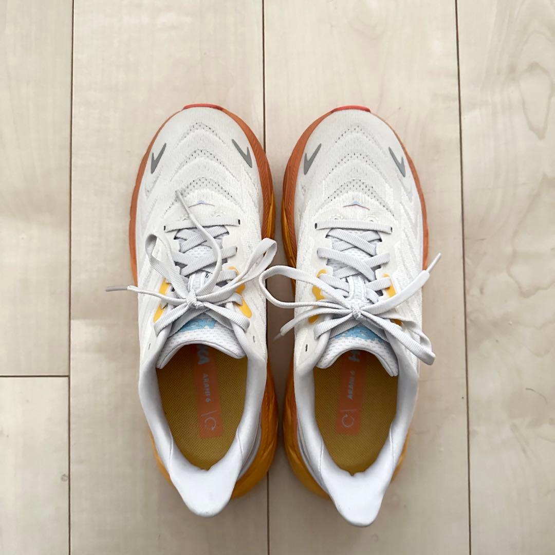 HOKA ランニングシューズ　Arahi 6 ホカアラヒ