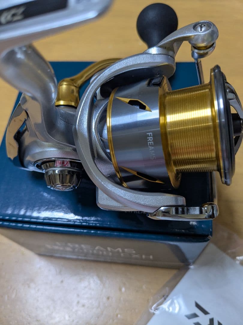 s*i様 Daiwa 21FREAMS LT 4000-CXH リール