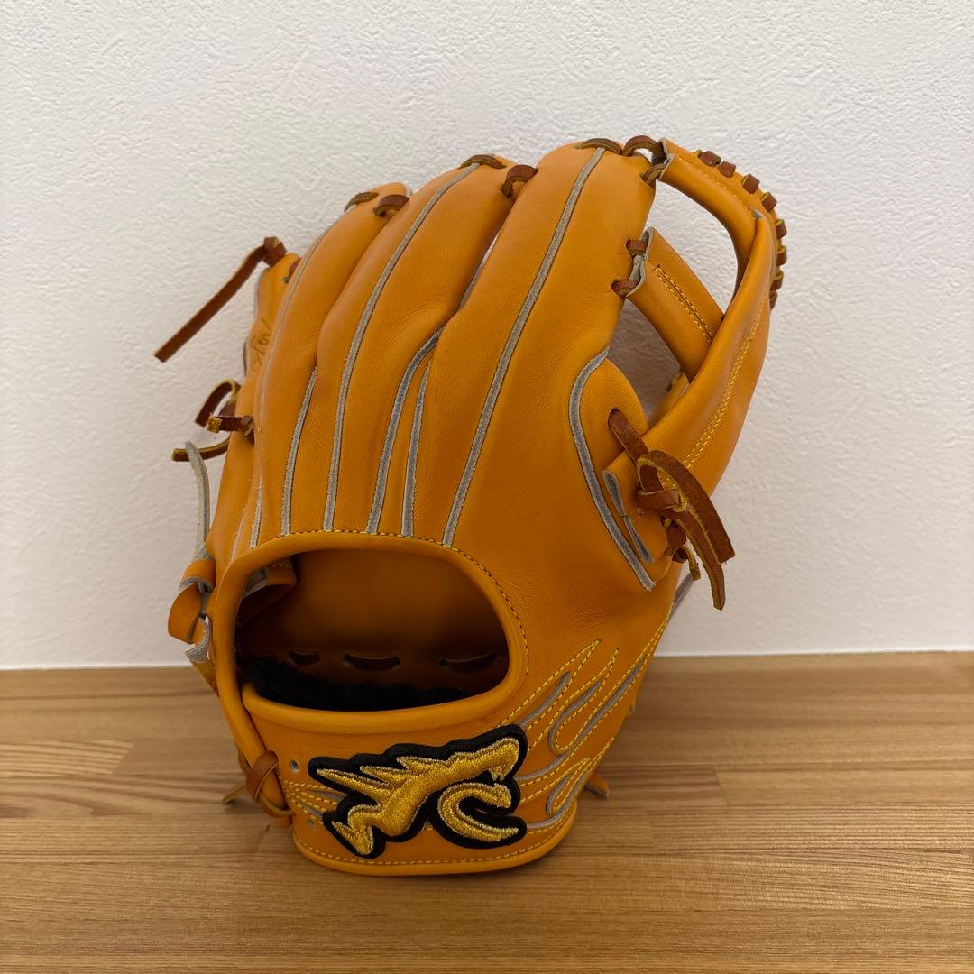 未使用 型付けのみ美品 GLOVE STUDIO RYU KIC型 内野手 硬式