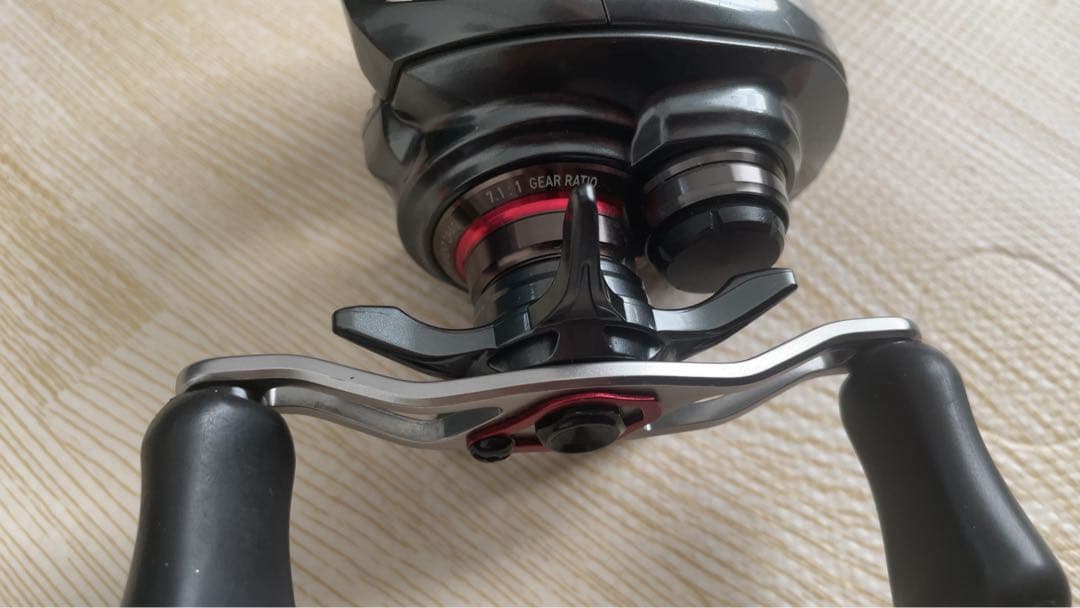 ダイワ　スティーズct sv tw700SHL 左 ゴメクサスマイクロスプール付