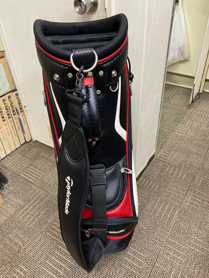TaylorMadeゴルフバック