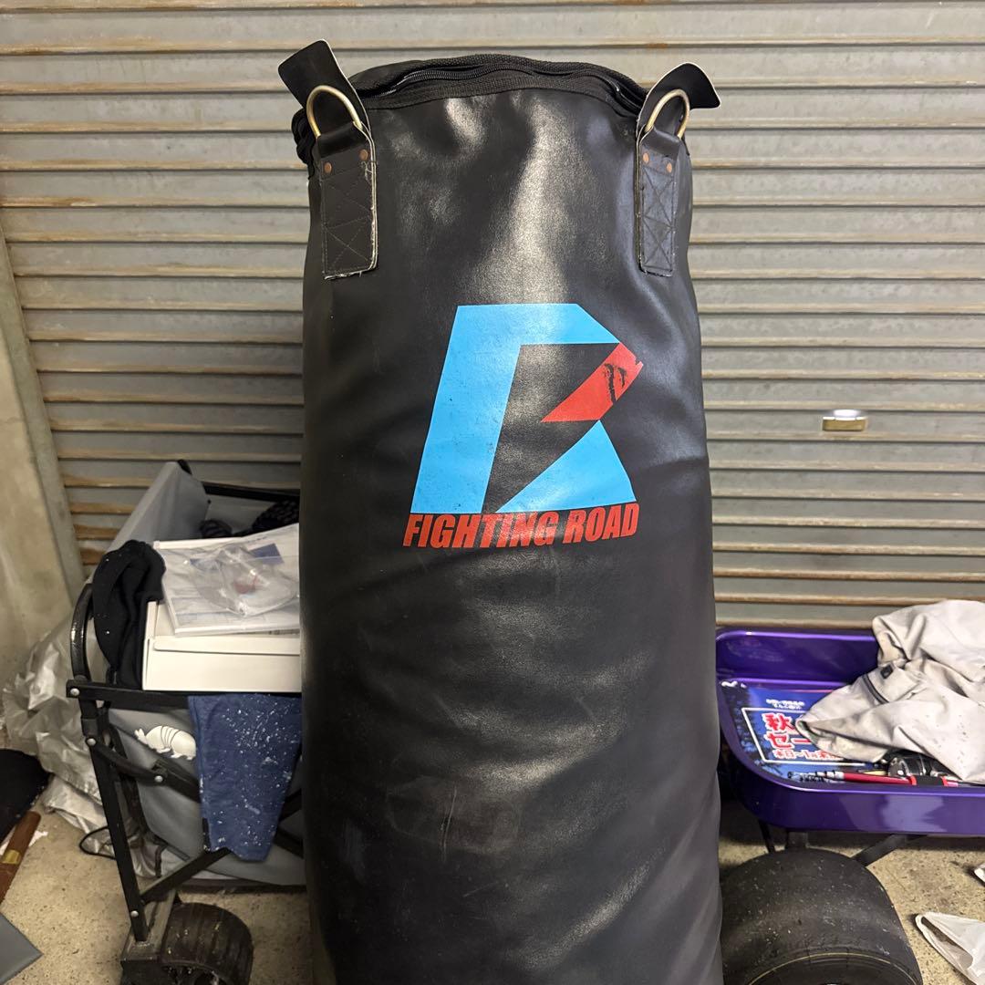 FIGHTING ROAD サンドバッグ 黒　引き取り限定