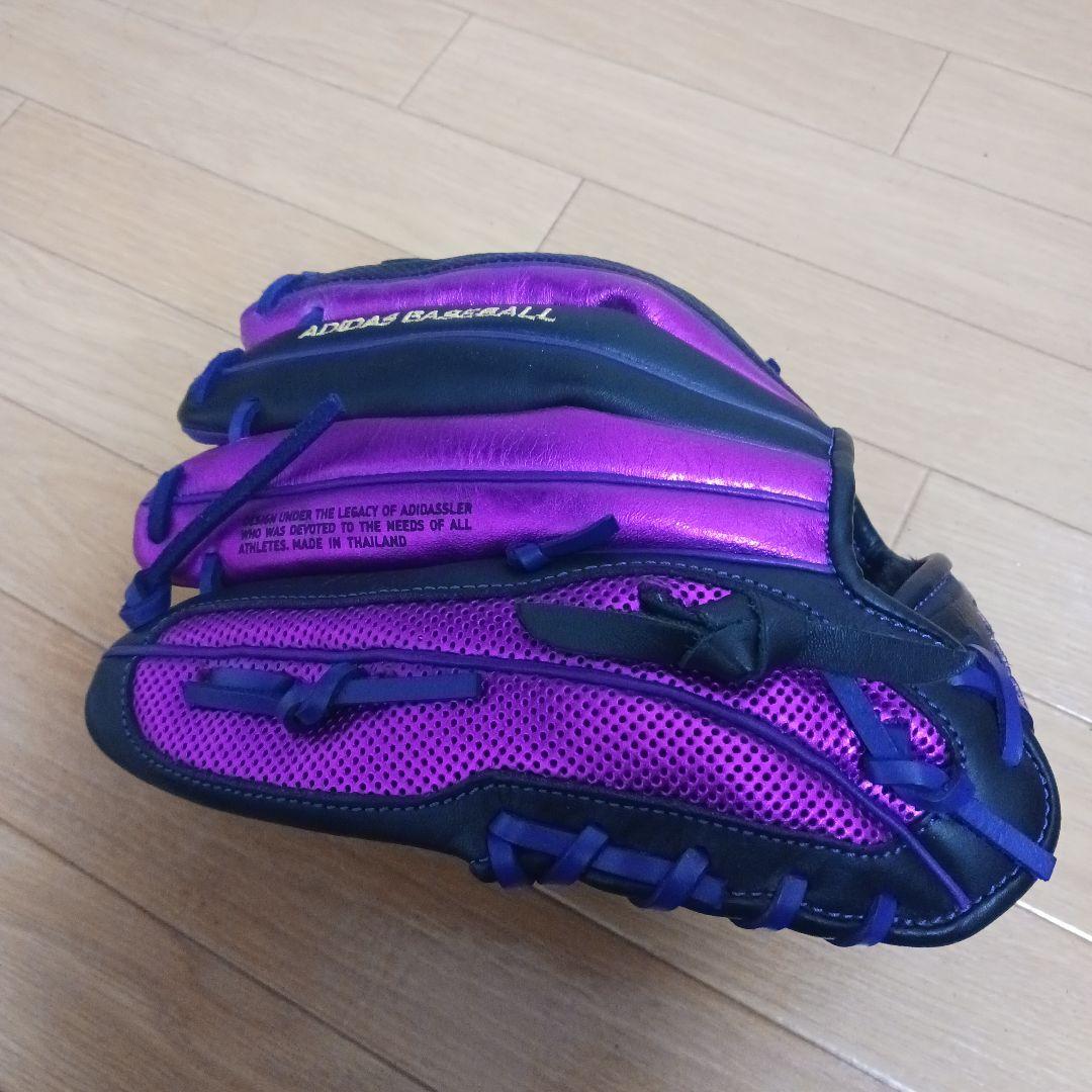 adidas 軟式グローブ 紫/黒