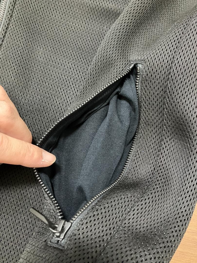 ◆新品(国内外売切レア商品)◆ PUMA MESH FULL ZIP HOODY