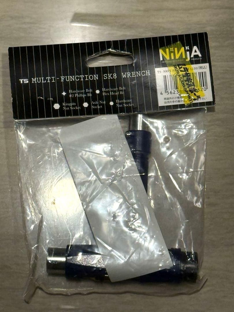 工具付き スケートボード THREE WEATHER コンプリートセット