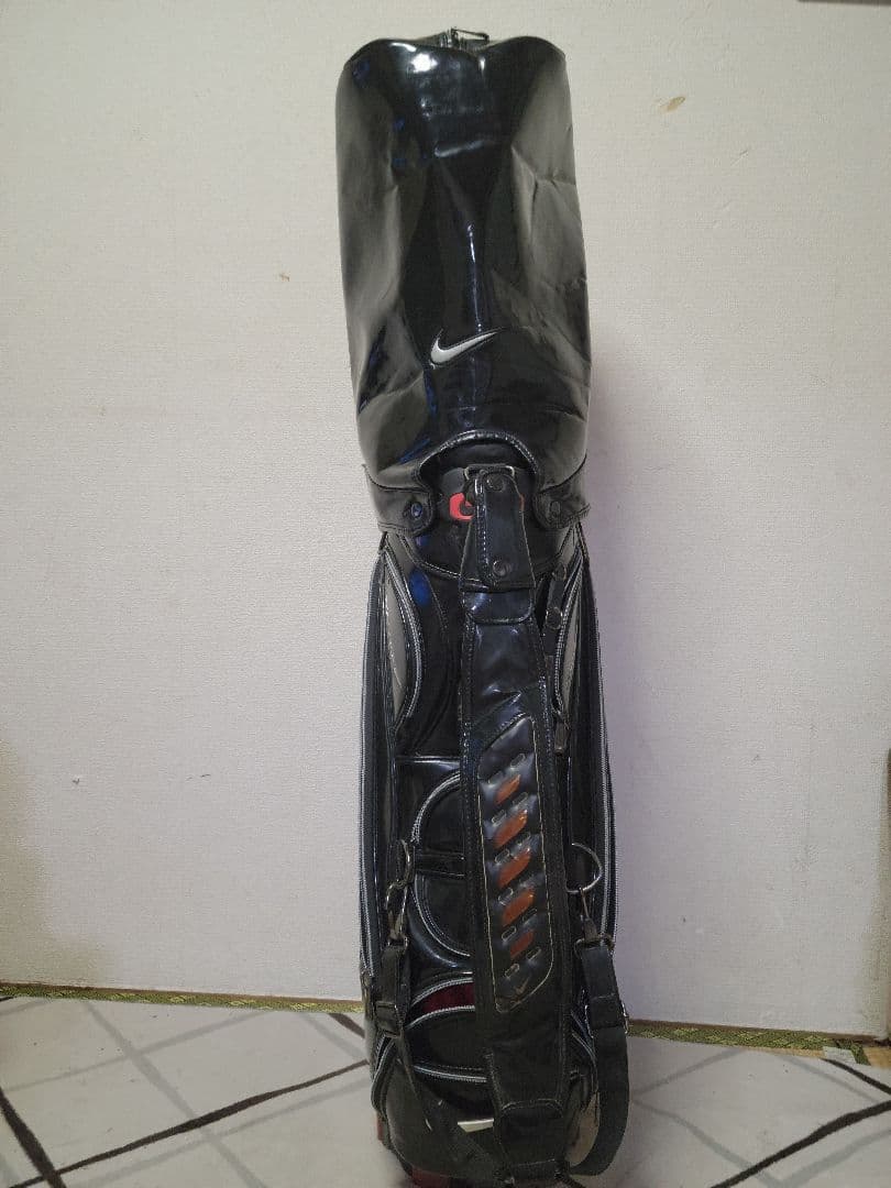 NIKE GOLF ブラックゴルフバッグ