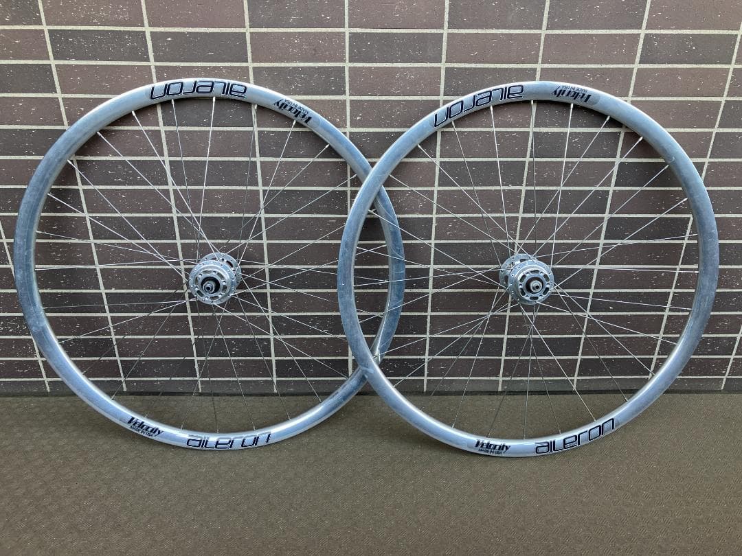 philwood Velocity Aileron 手組みホイール