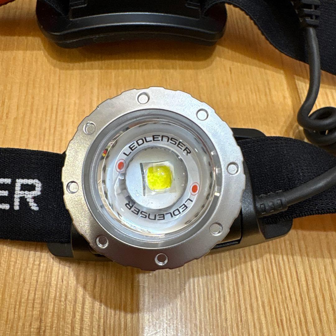 LEDLENSER 【レッドレンザー】H8R LEDヘッドライト