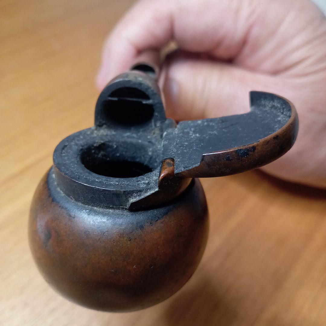 矢立て珍慶刻印の銅製古美術品