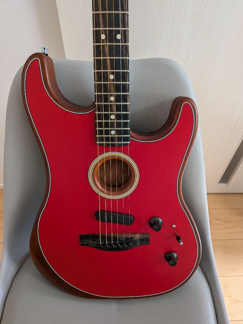 Fender American Acoustasonic ストラト