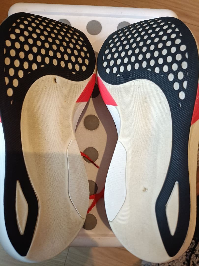 ASICS メタスピードエッジ東京　25.5センチ