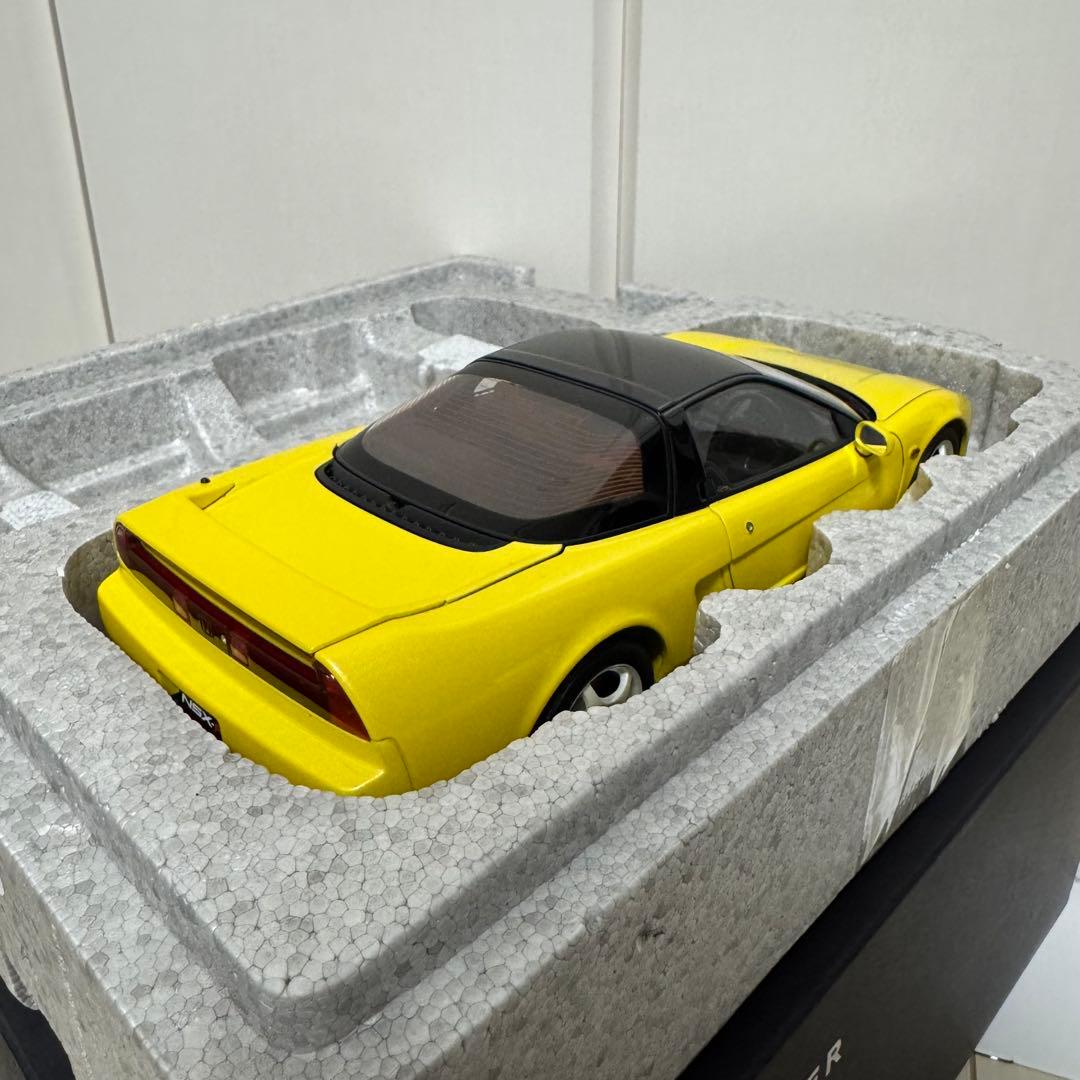 Autoart 1/18 ホンダ NSX タイプR インディイエロー