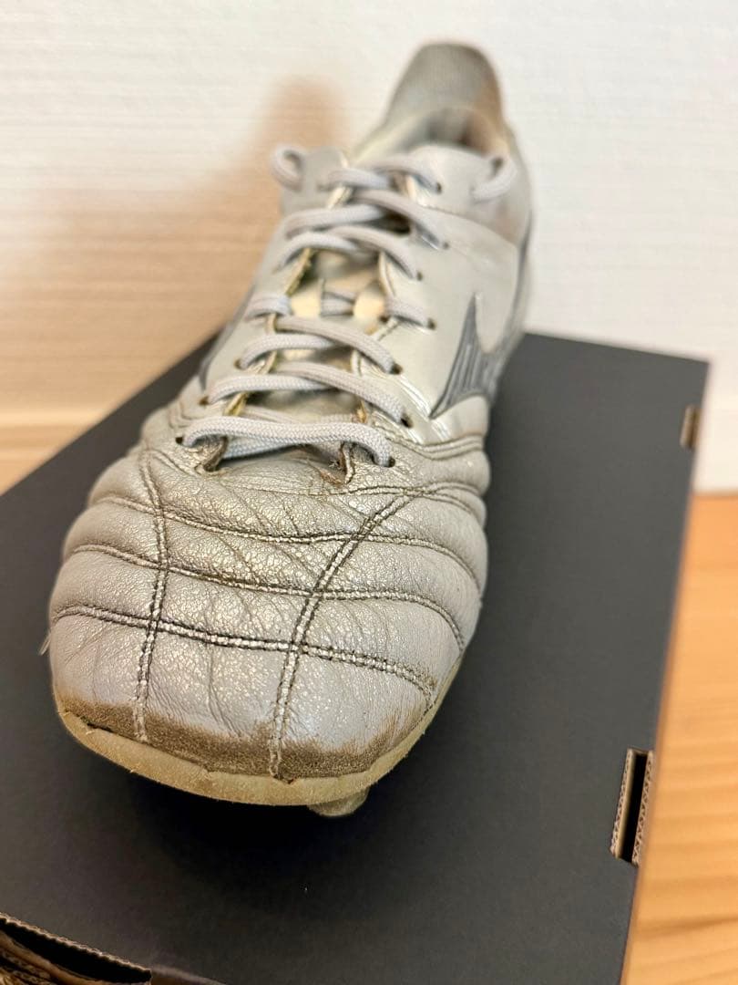 MIZUNO モレリアネオ4シルバー　27.0